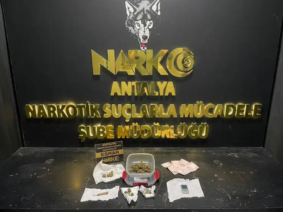 Antalya Emniyet Müdürü Zaimoğlu Bizzat Yönetti 15